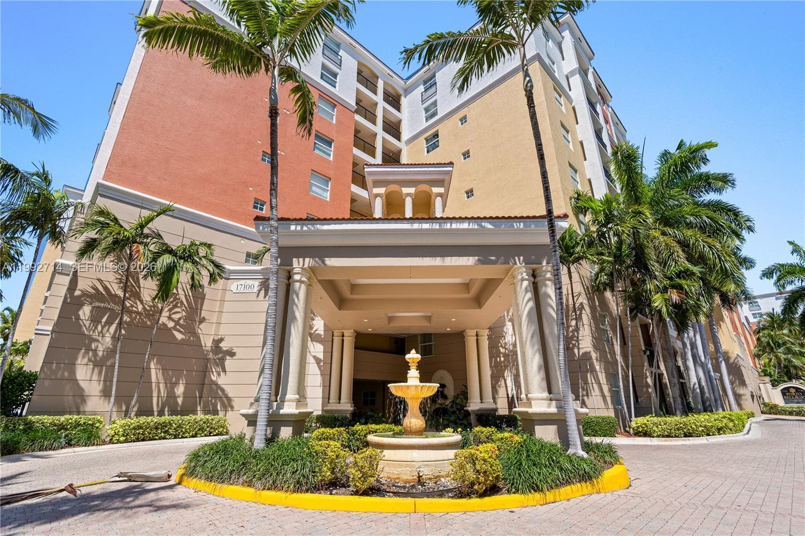 Porto Bellagio · #1301 in Sunny Isles Beach - Photo 35
