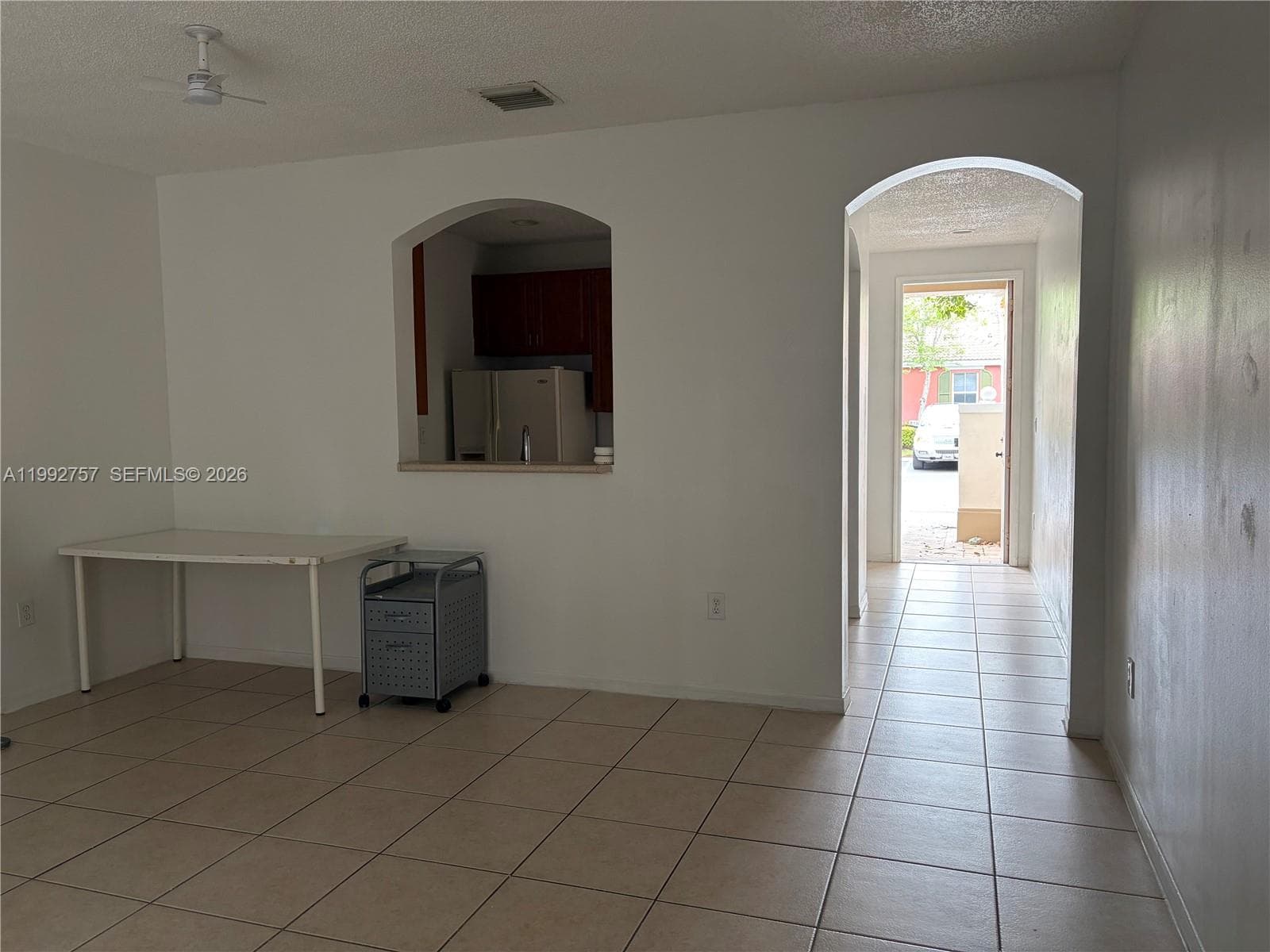 2281 NE 42nd Ave photo 20