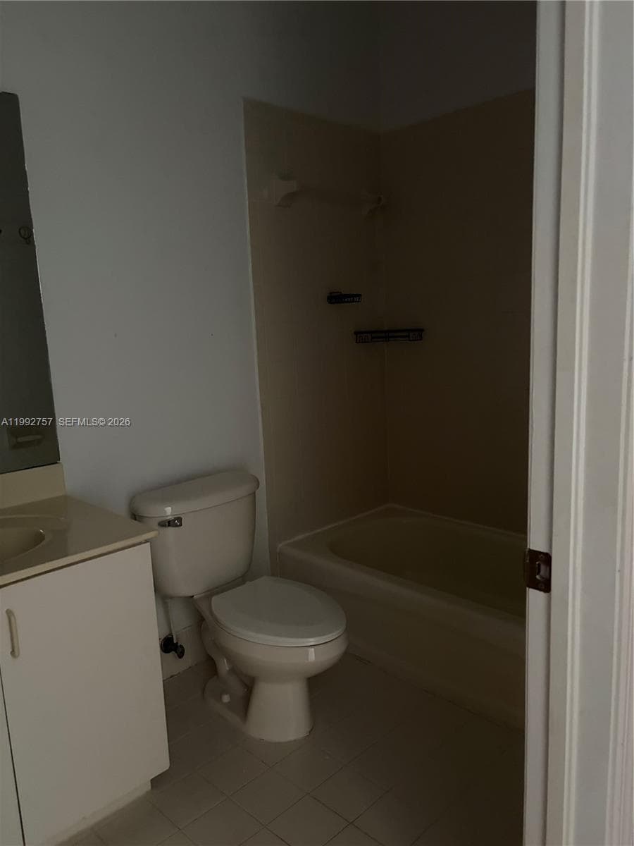 2281 NE 42nd Ave photo 33