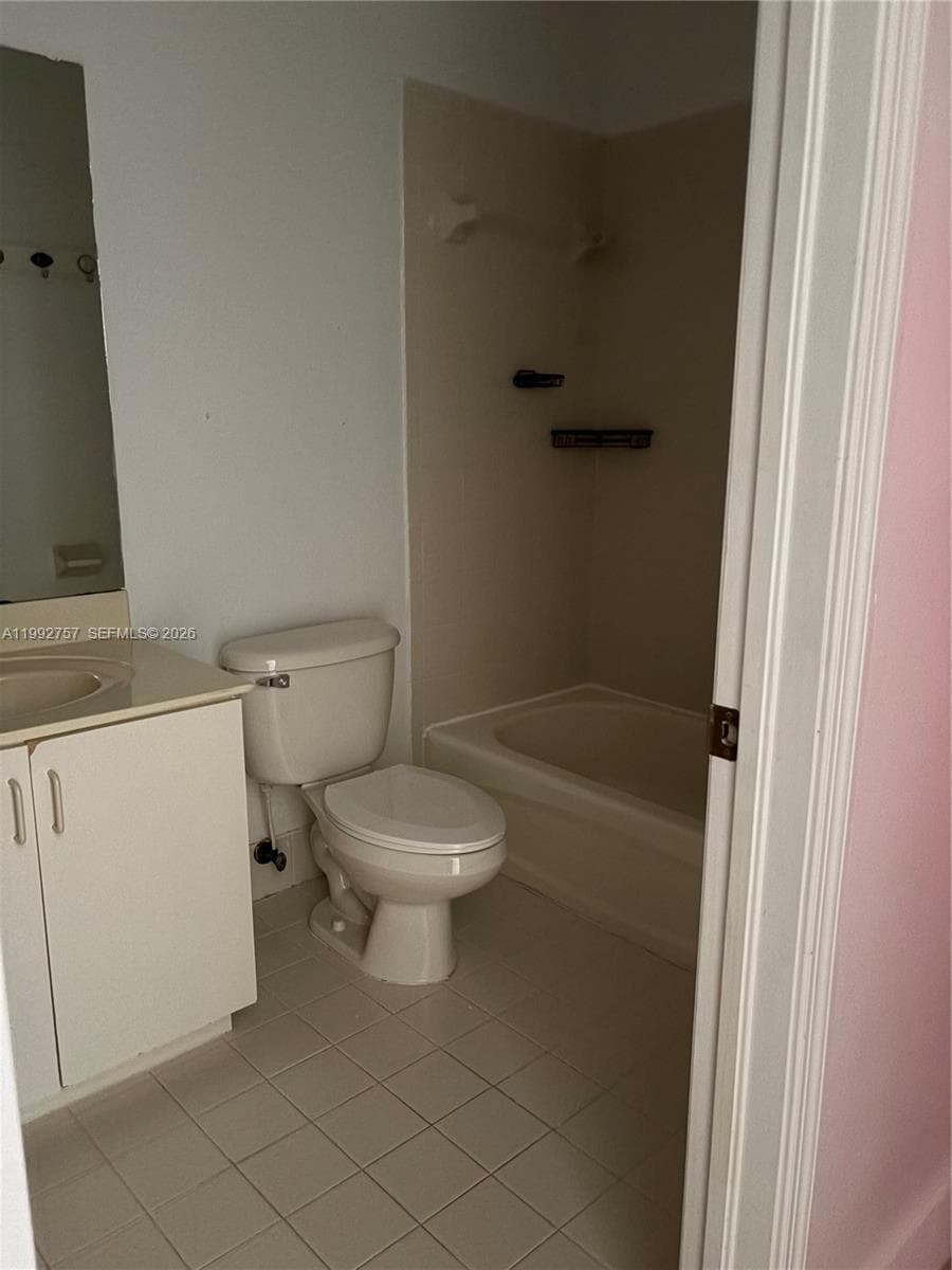 2281 NE 42nd Ave photo 31