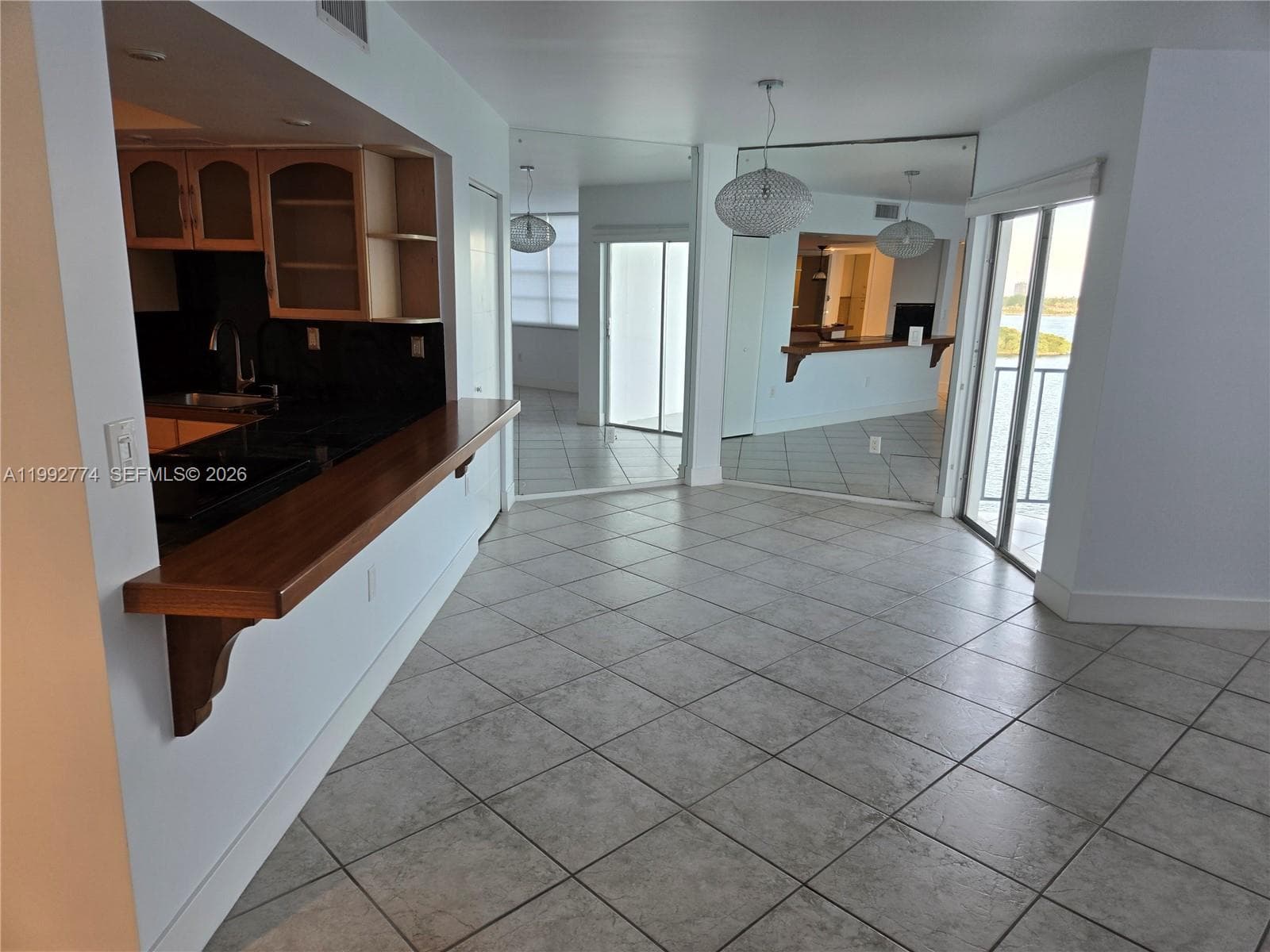MAJORCA TOWERS CONDO · #1006 in North Miami - Photo 5
