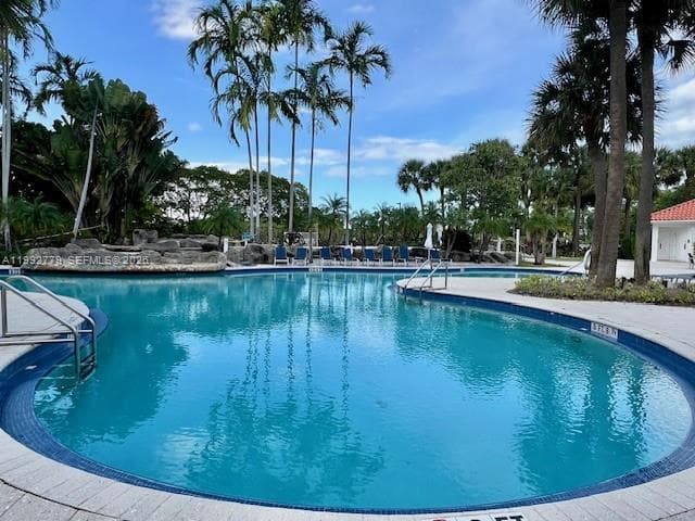 PARC CENTRAL AVENTURA SOU · #1916 in Aventura - Photo 32
