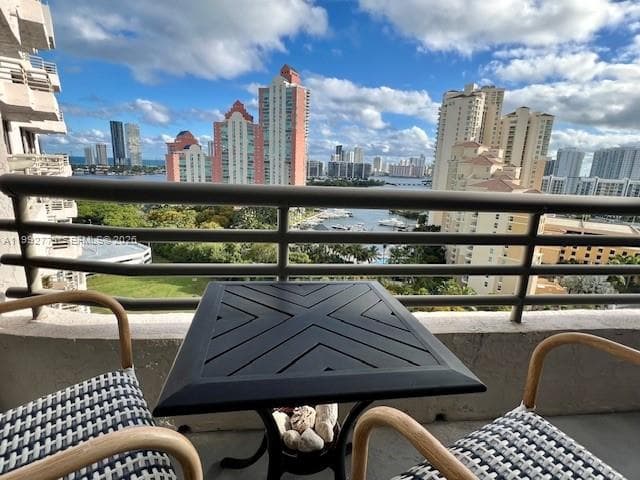 PARC CENTRAL AVENTURA SOU · #1916 in Aventura - Photo 28