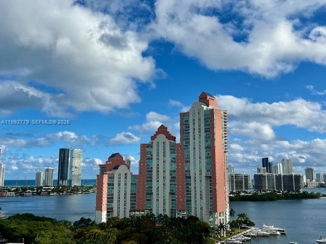 PARC CENTRAL AVENTURA SOU · #1916 in Aventura - Photo 30