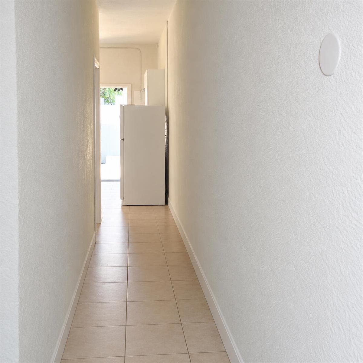 Photo 2 - 2204 Atlanta St #3 Hollywood,