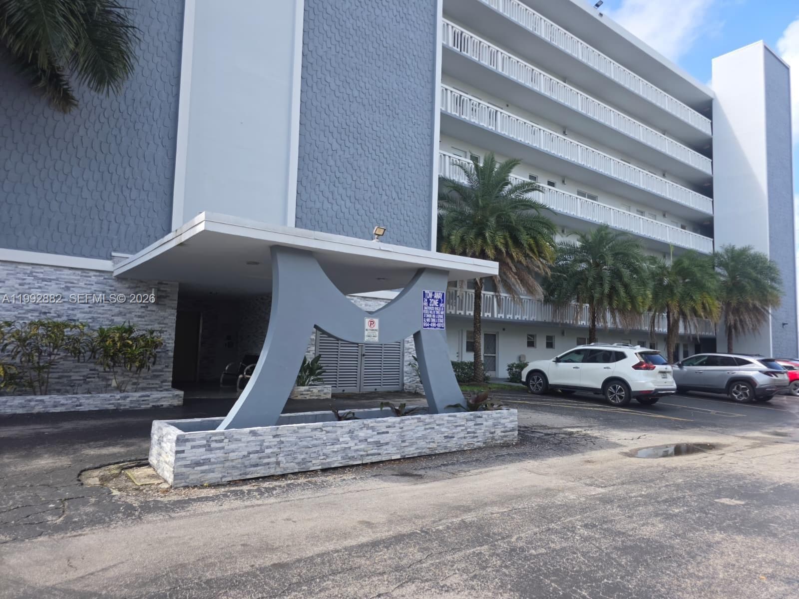 MEADOWBROOK TOWERS CONDO · #703 in Hallandale Beach - Photo 1