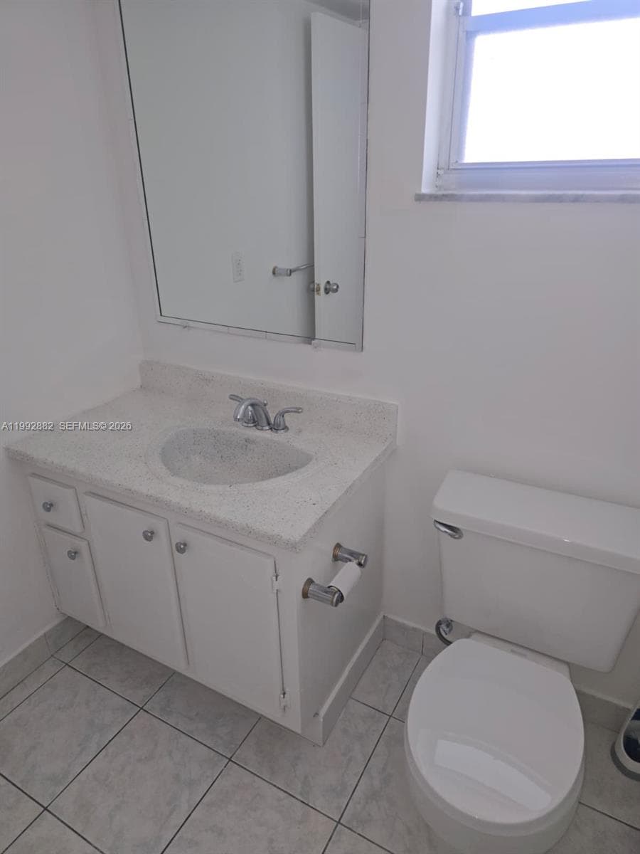 MEADOWBROOK TOWERS CONDO · #703 in Hallandale Beach - Photo 15