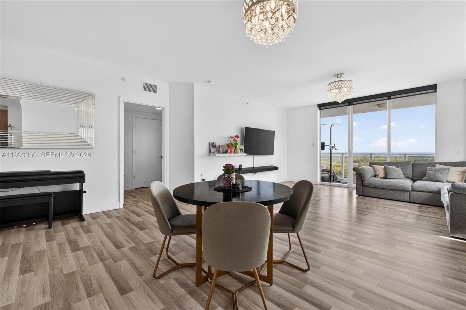 15051 Royal Oaks Ln · #2406 in North Miami - Photo 23