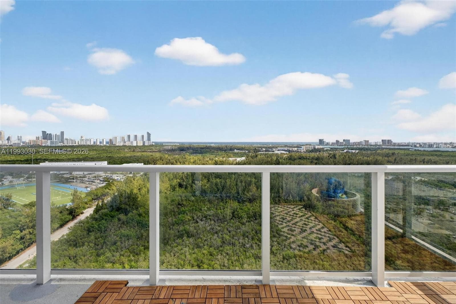 15051 Royal Oaks Ln · #2406 in North Miami - Photo 27