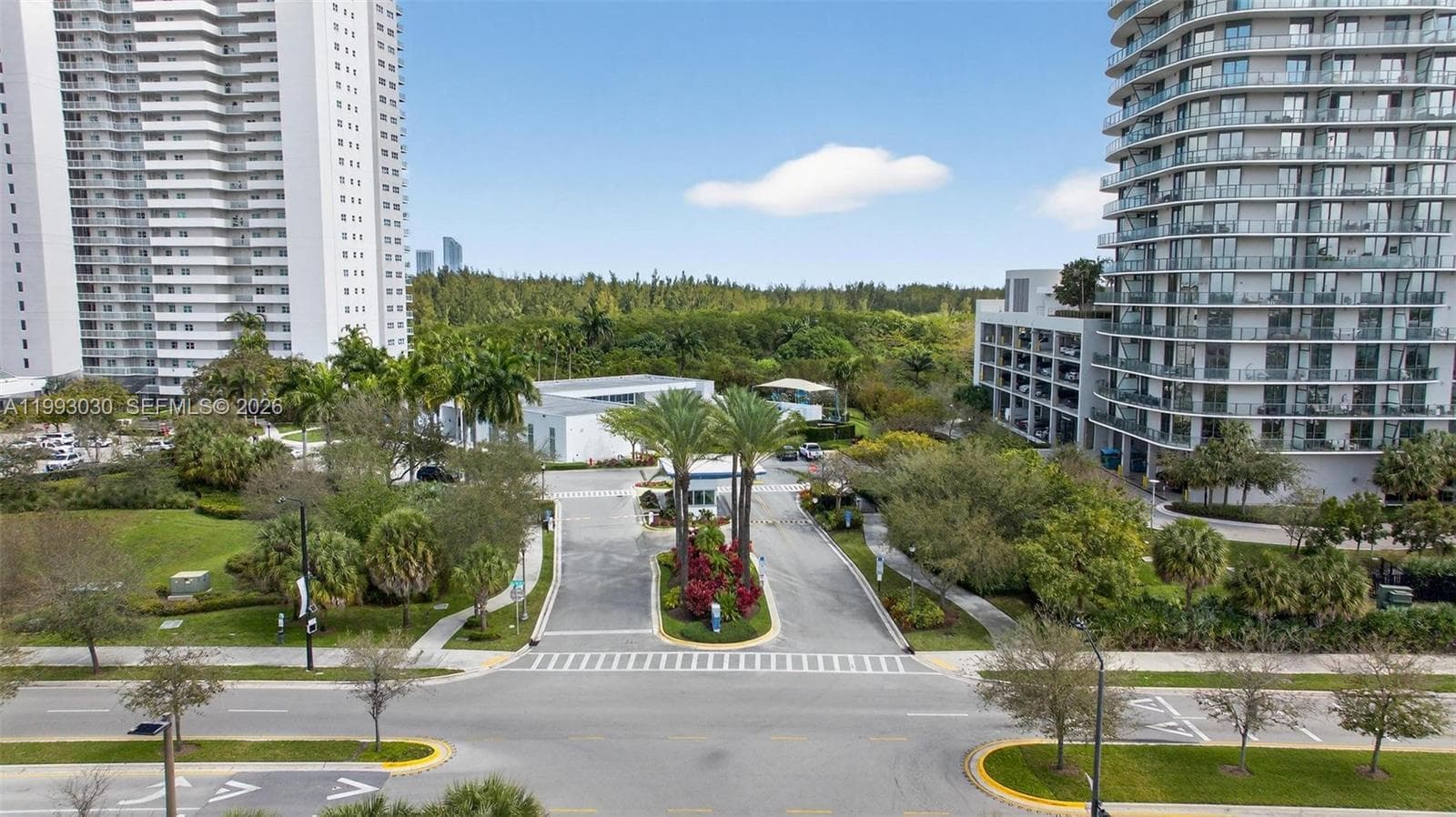 15051 Royal Oaks Ln · #2406 in North Miami - Photo 42