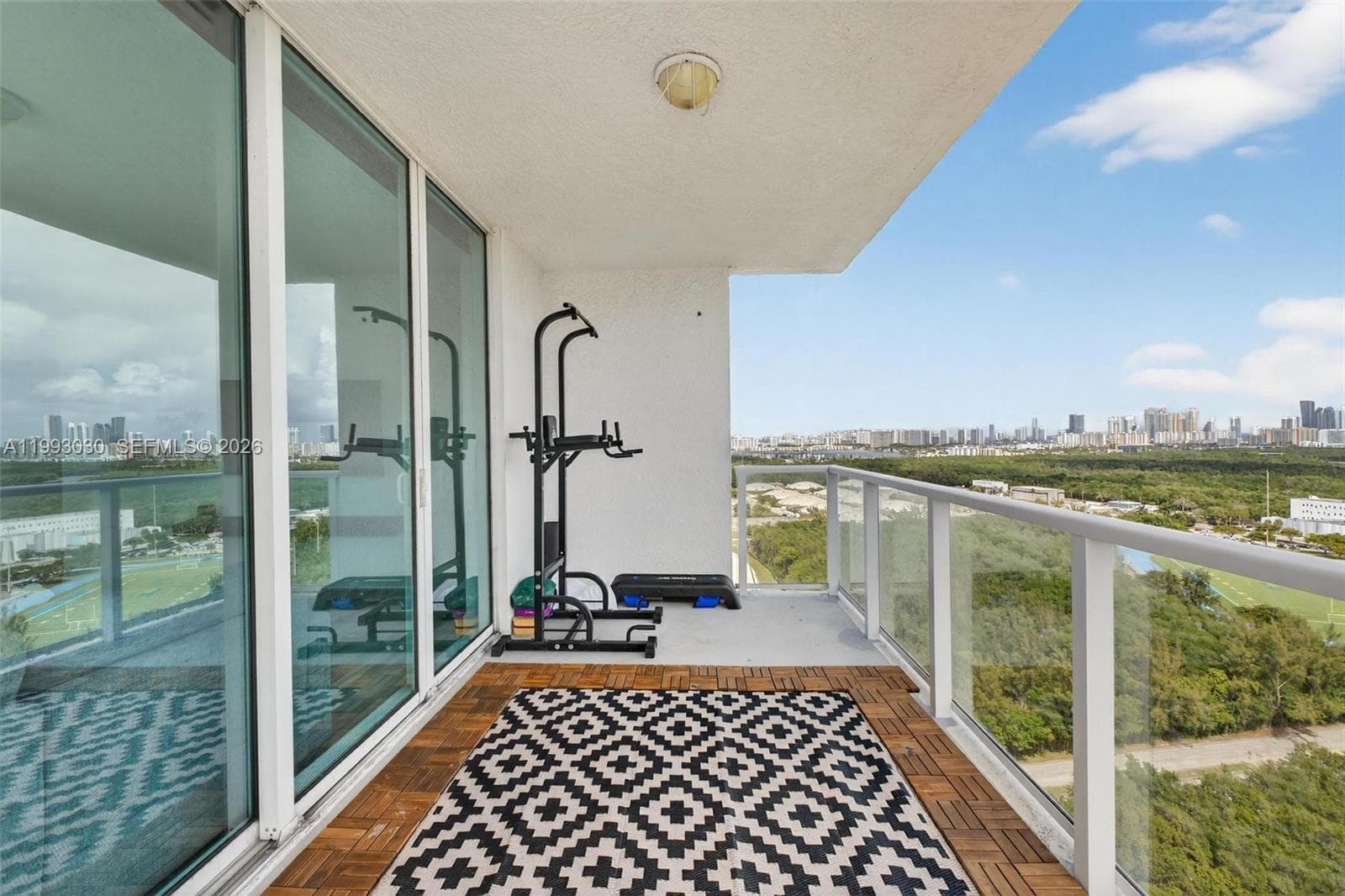 15051 Royal Oaks Ln · #2406 in North Miami - Photo 28