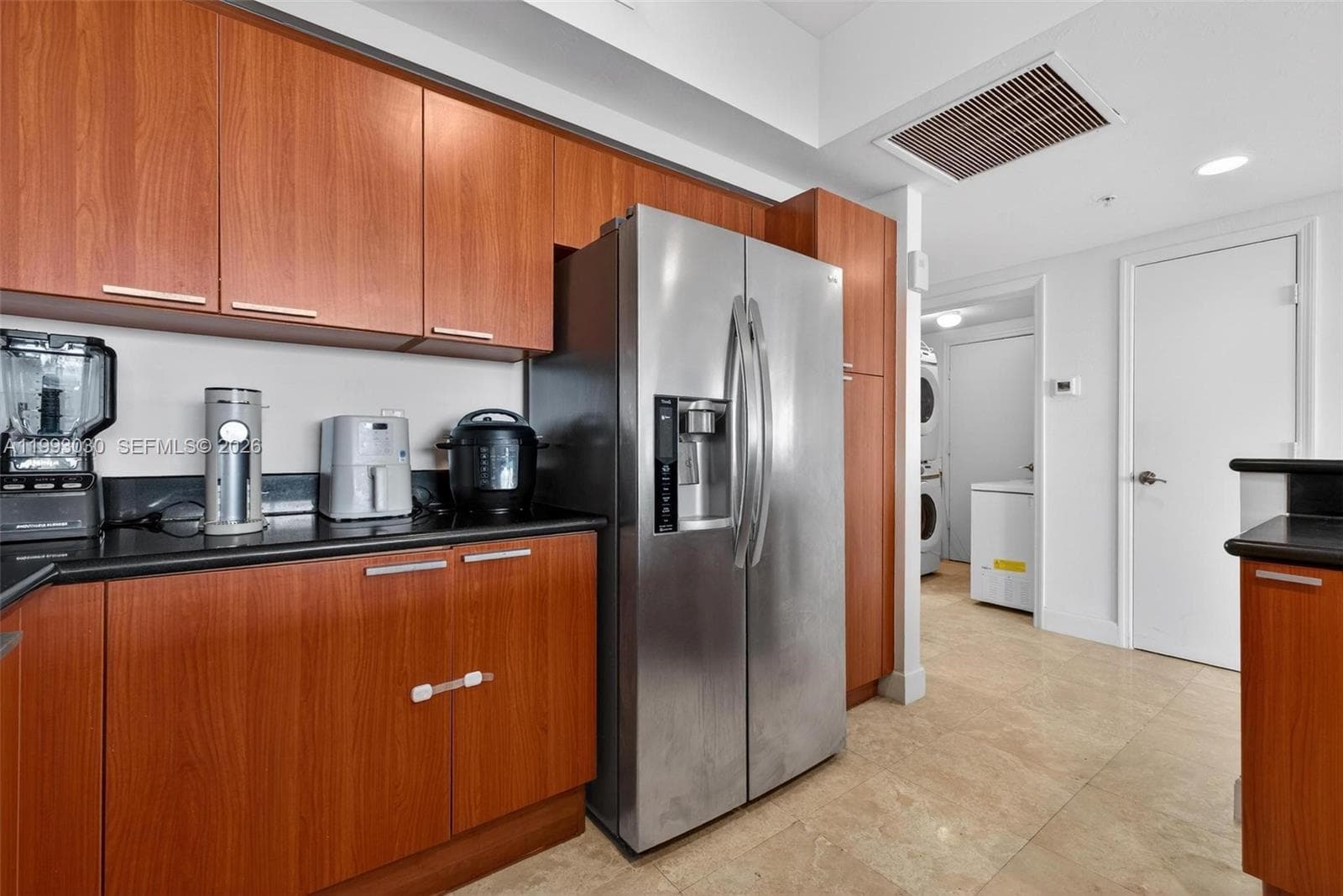 15051 Royal Oaks Ln · #2406 in North Miami - Photo 18