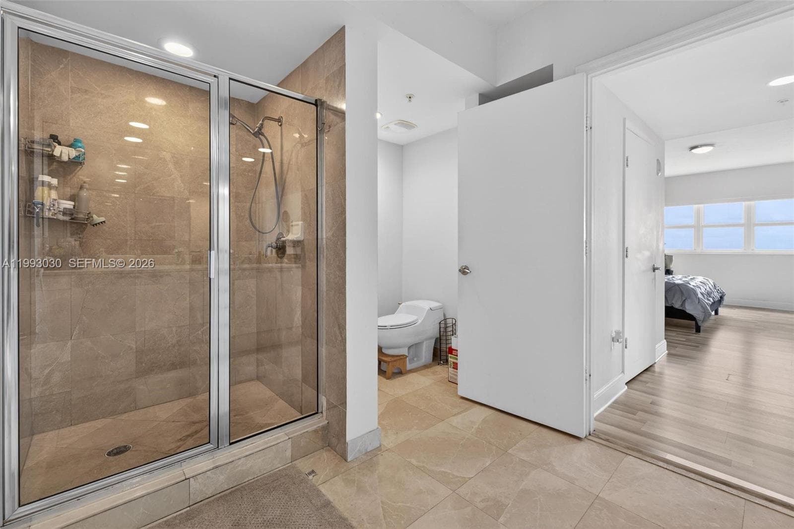 15051 Royal Oaks Ln · #2406 in North Miami - Photo 37