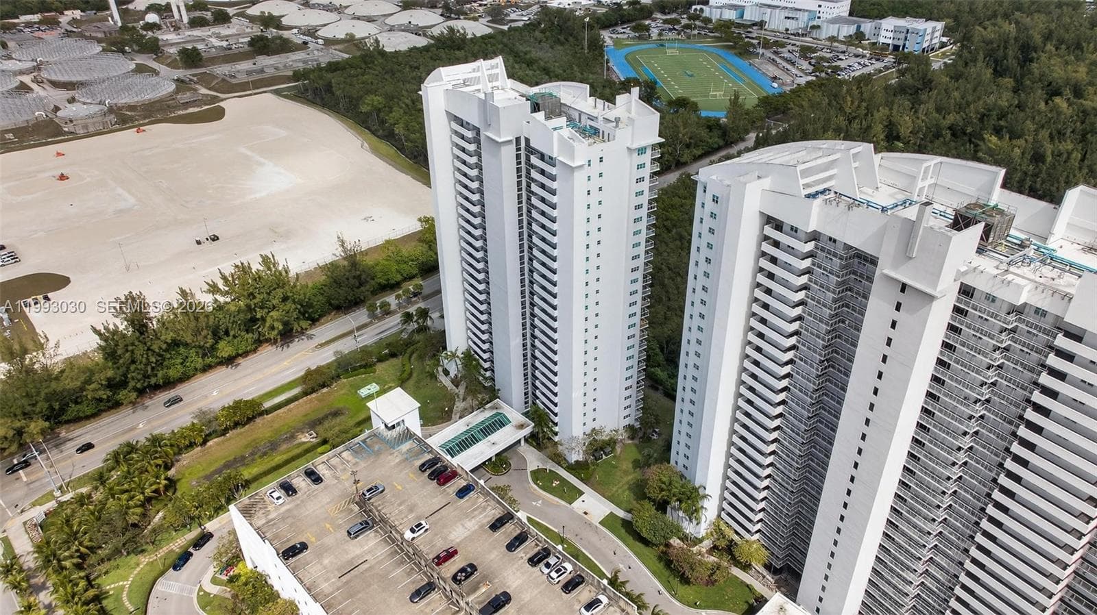 15051 Royal Oaks Ln · #2406 in North Miami - Photo 44