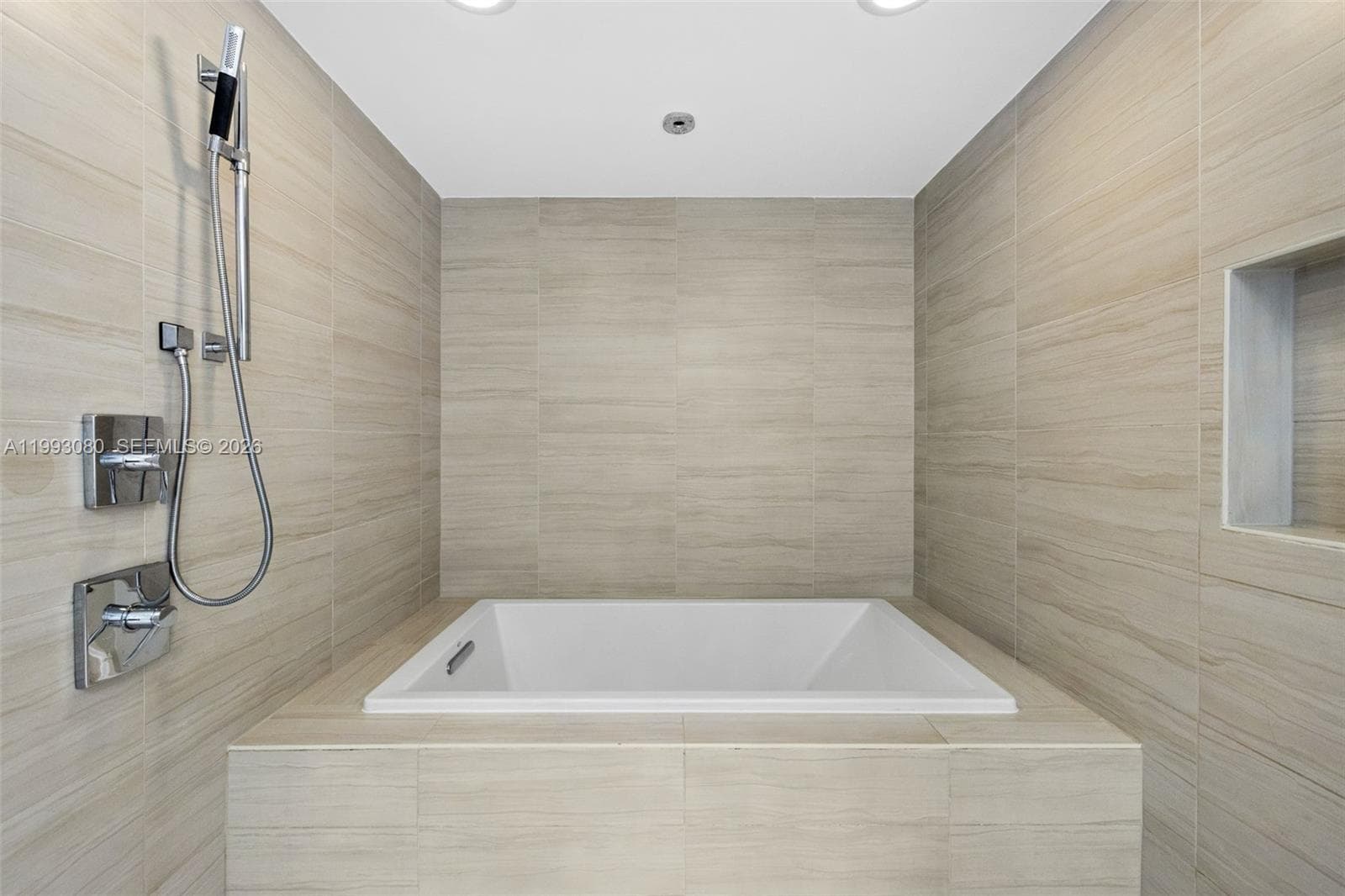 Four Seasons Private Residences Fort Lauderdale · #1102 in Fort Lauderdale - Photo 20