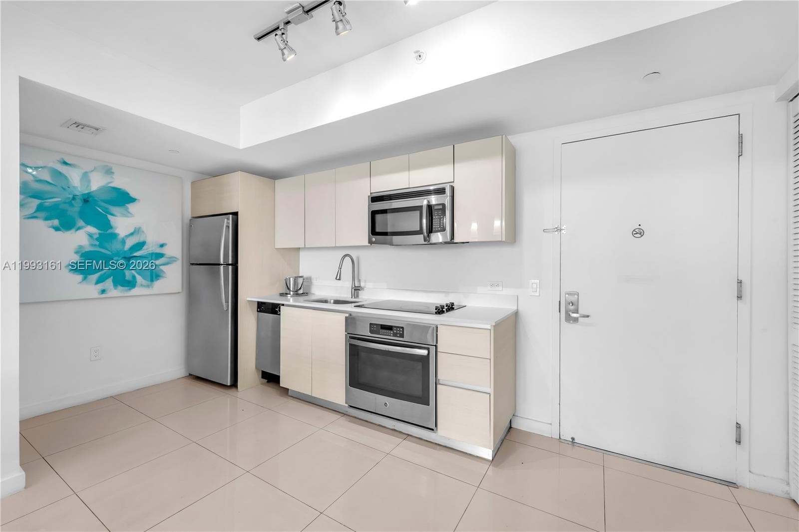 Beachwalk Condominium · #R2805 in Hallandale Beach - Photo 6