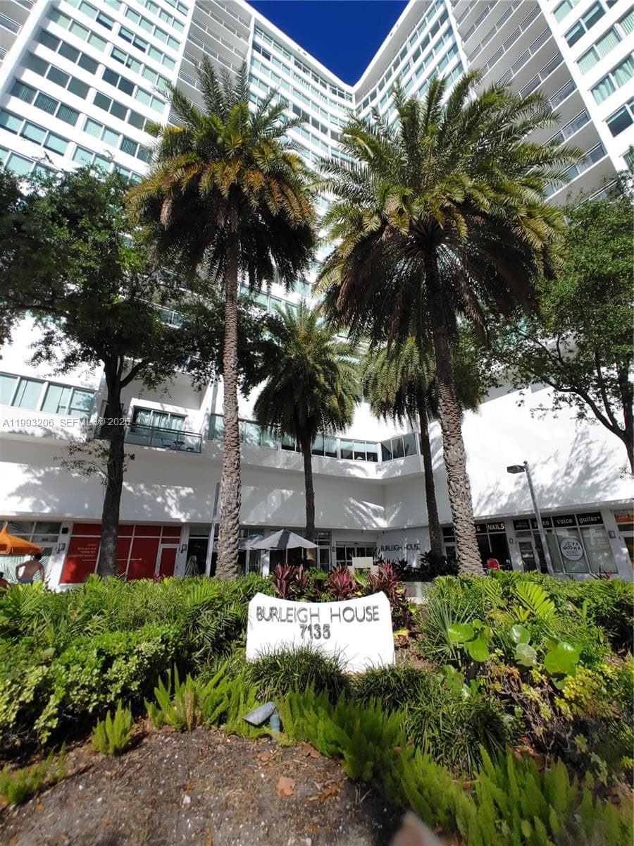 BURLEIGH HOUSE CONDO · #525 in Miami Beach - Photo 46