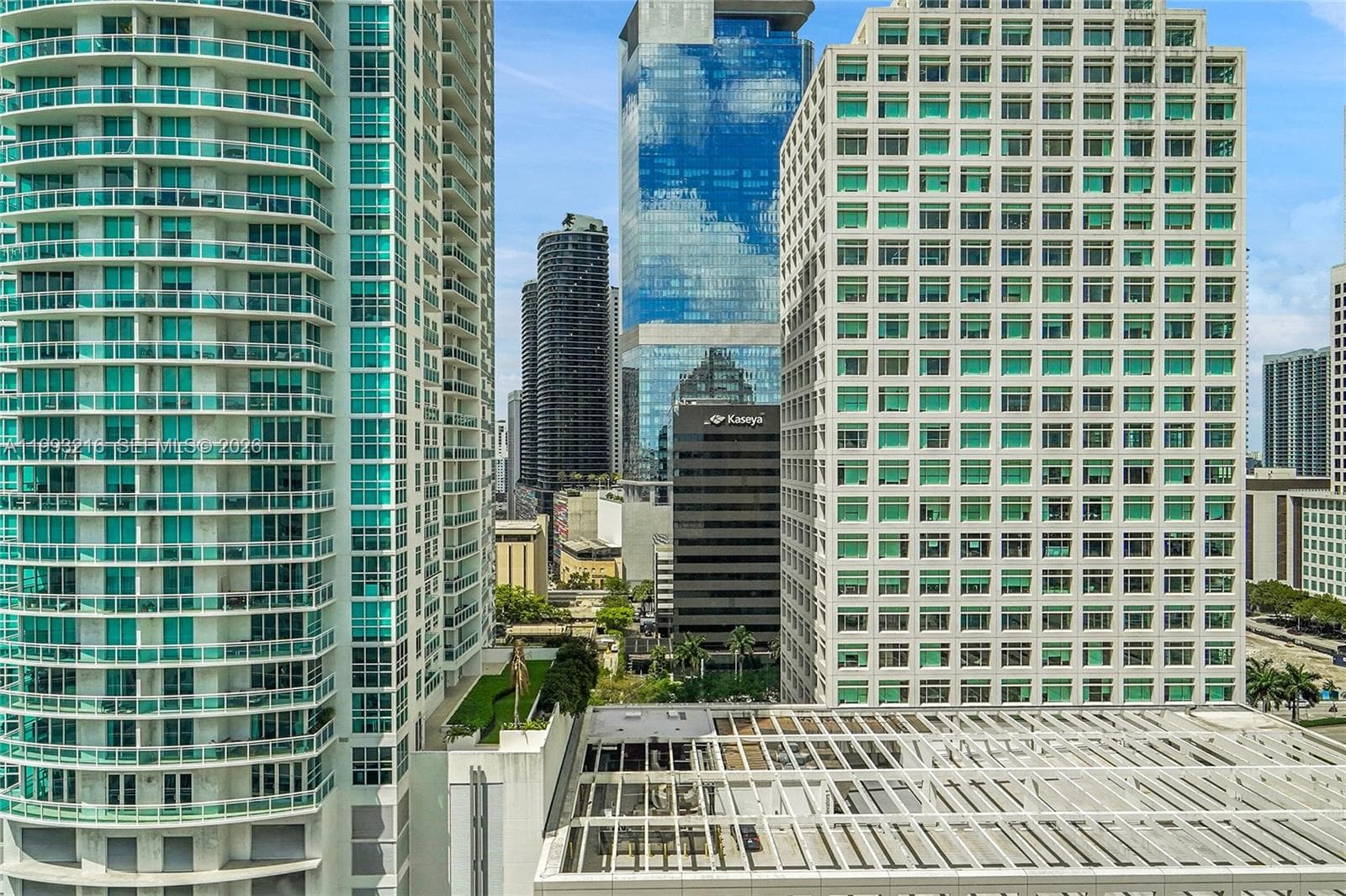 FOUR AMBASSADORS CONDO PH · #2048 in Miami - Photo 24