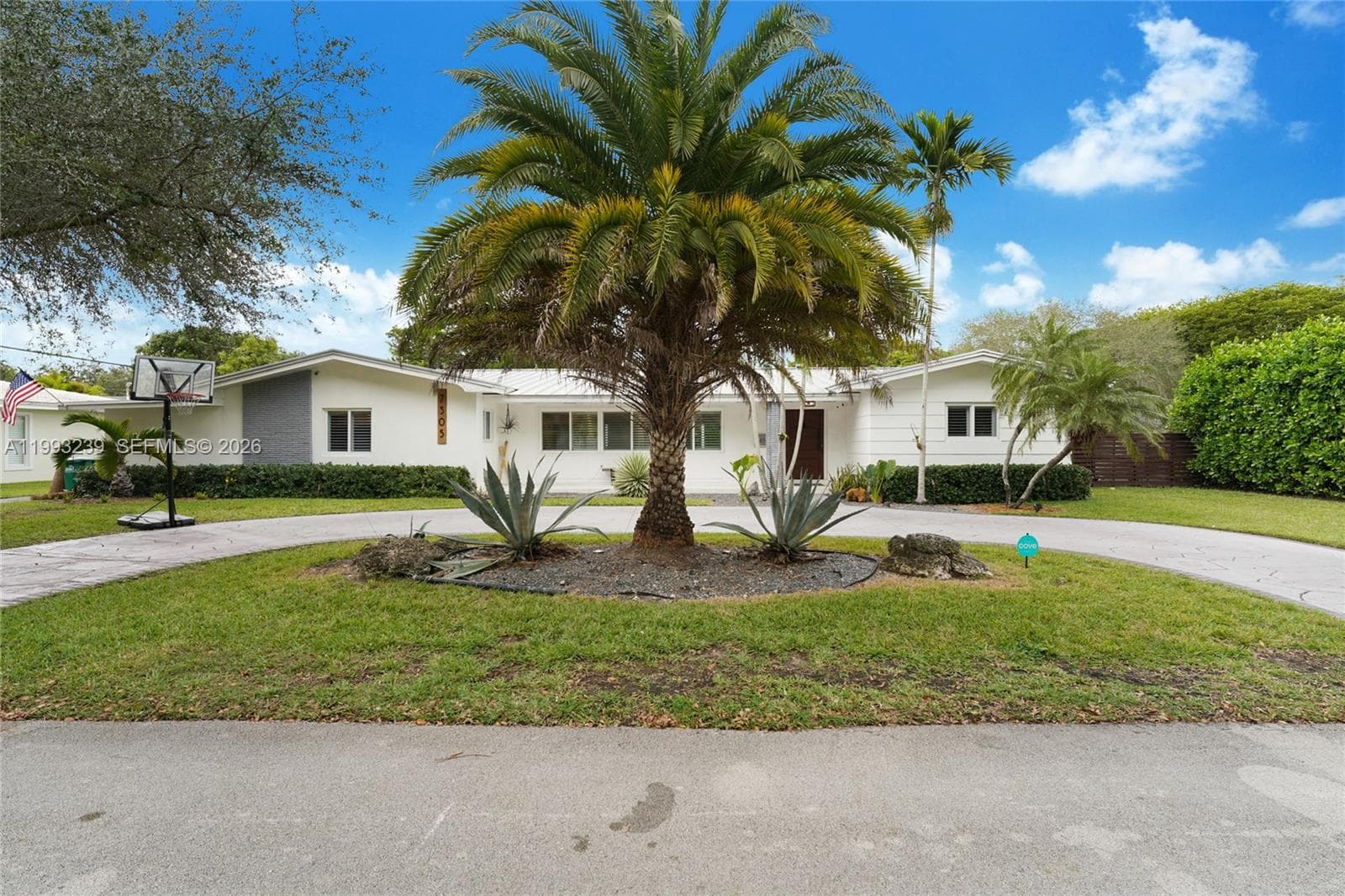 7305 SW 123rd Ter photo 1