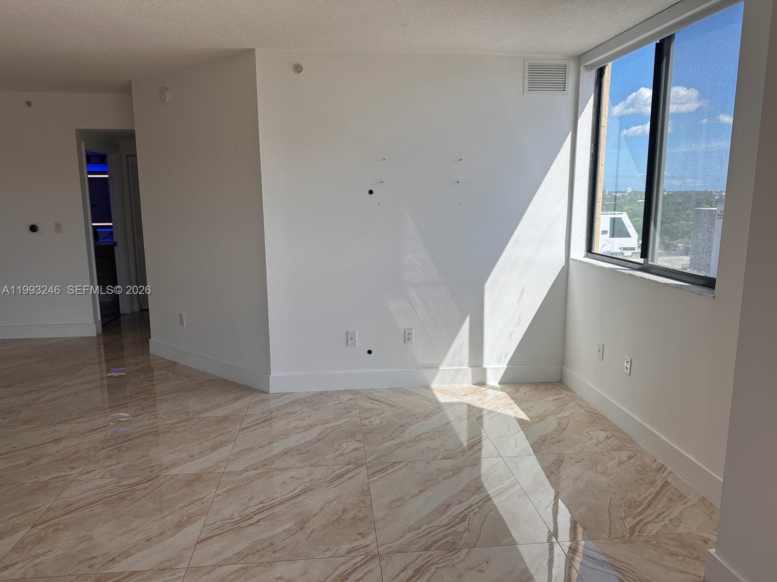 KEYSTONE PARK CONDO · #1116 in Miami - Photo 6