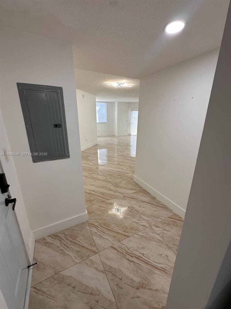 KEYSTONE PARK CONDO · #1116 in Miami - Photo 24