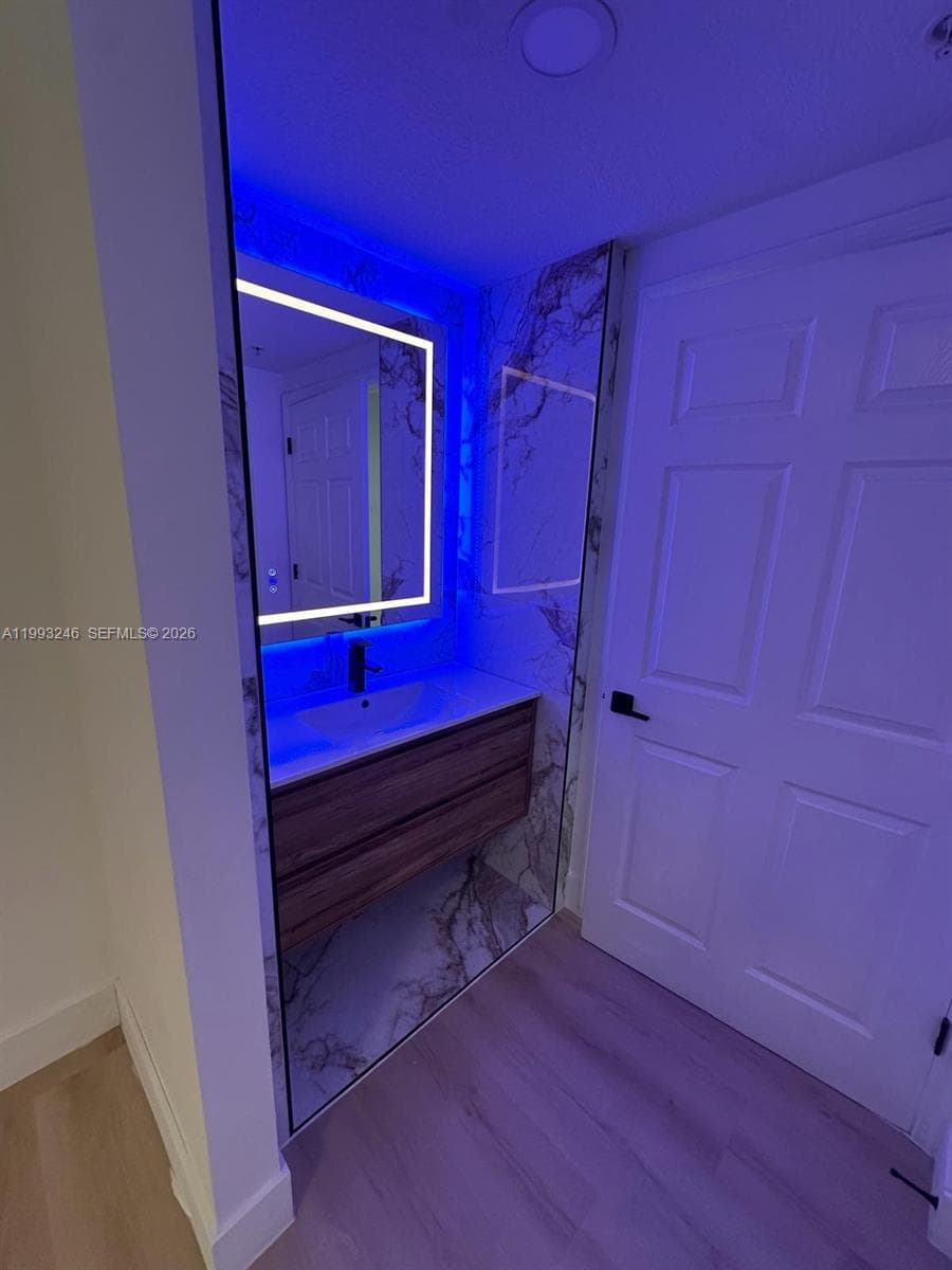 KEYSTONE PARK CONDO · #1116 in Miami - Photo 14