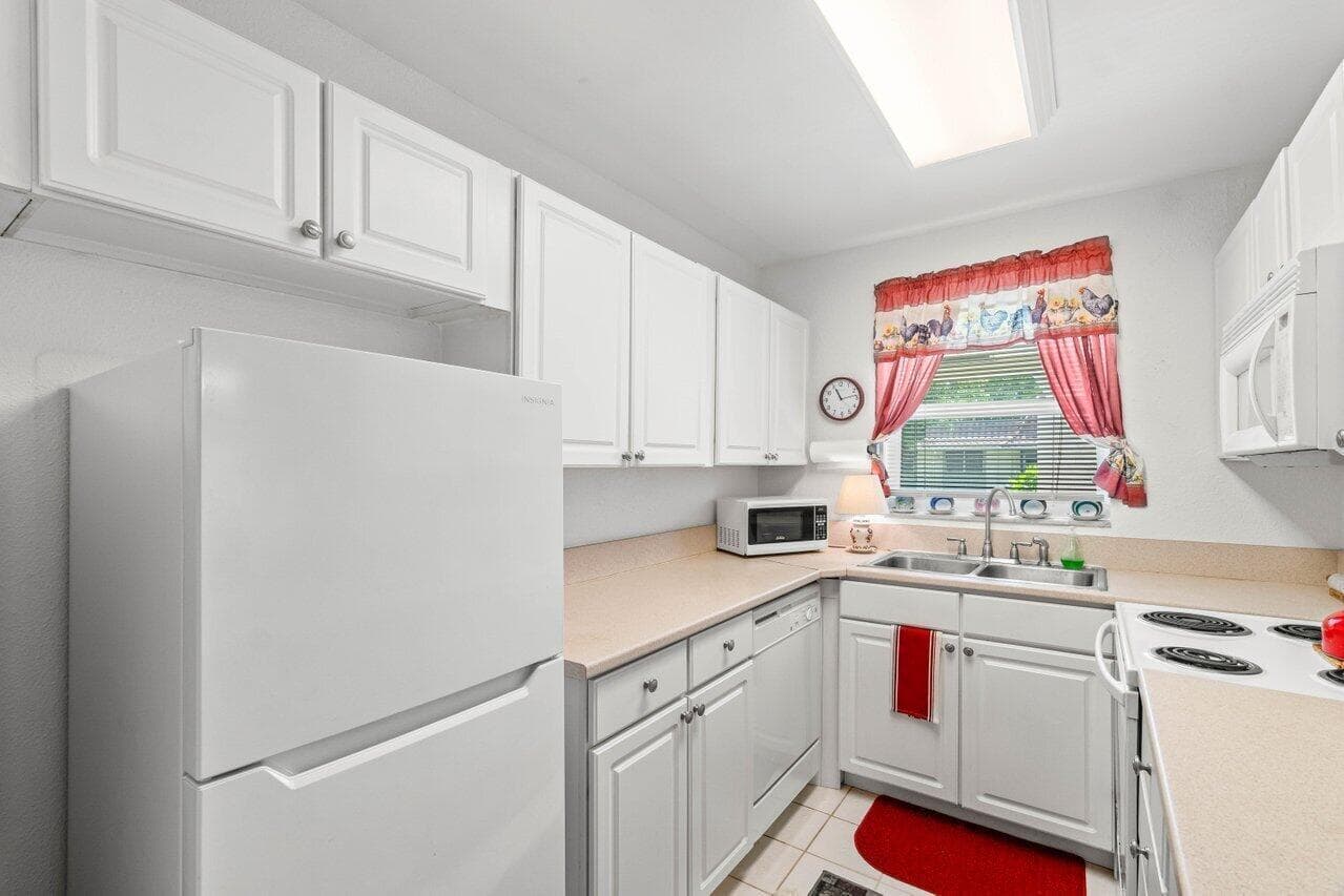 011-1124Northwest13thStreet-204A-BocaRat