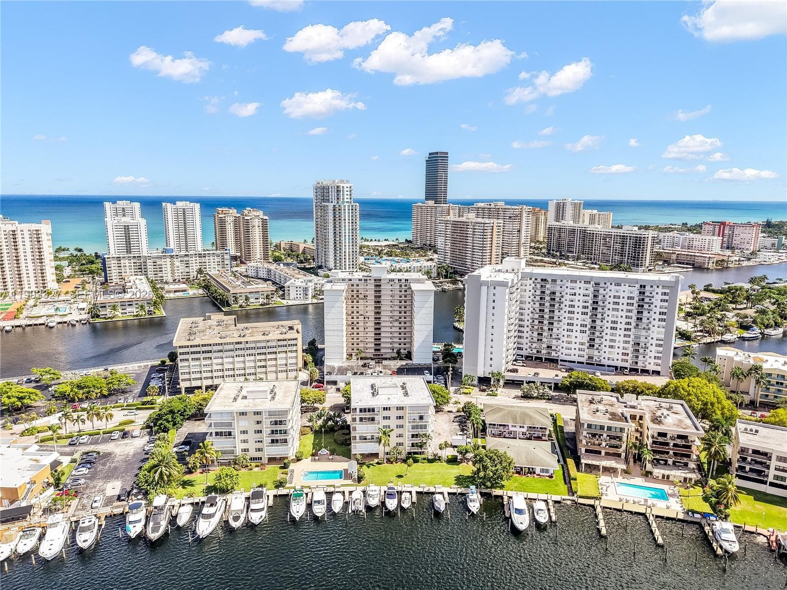 DORSEY ARMS CONDO · #803 in Hallandale Beach - Photo 2