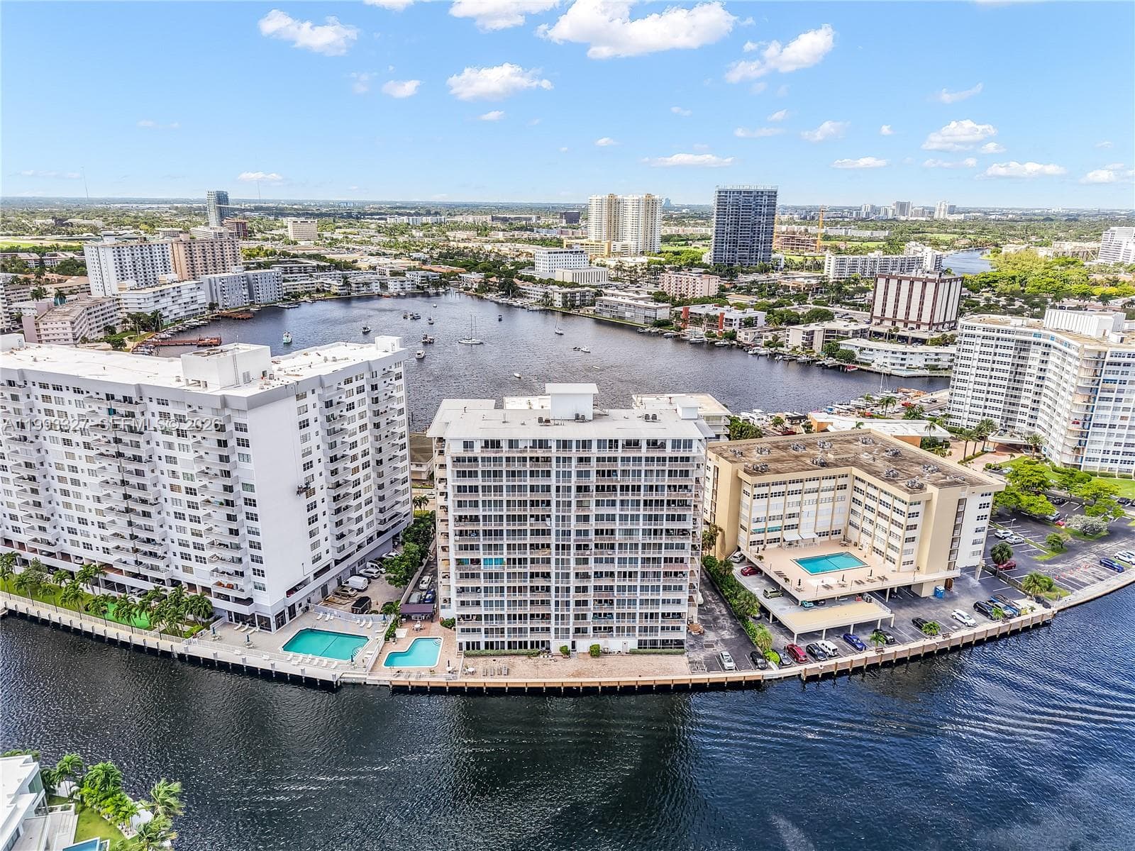 DORSEY ARMS CONDO · #803 in Hallandale Beach - Photo 3