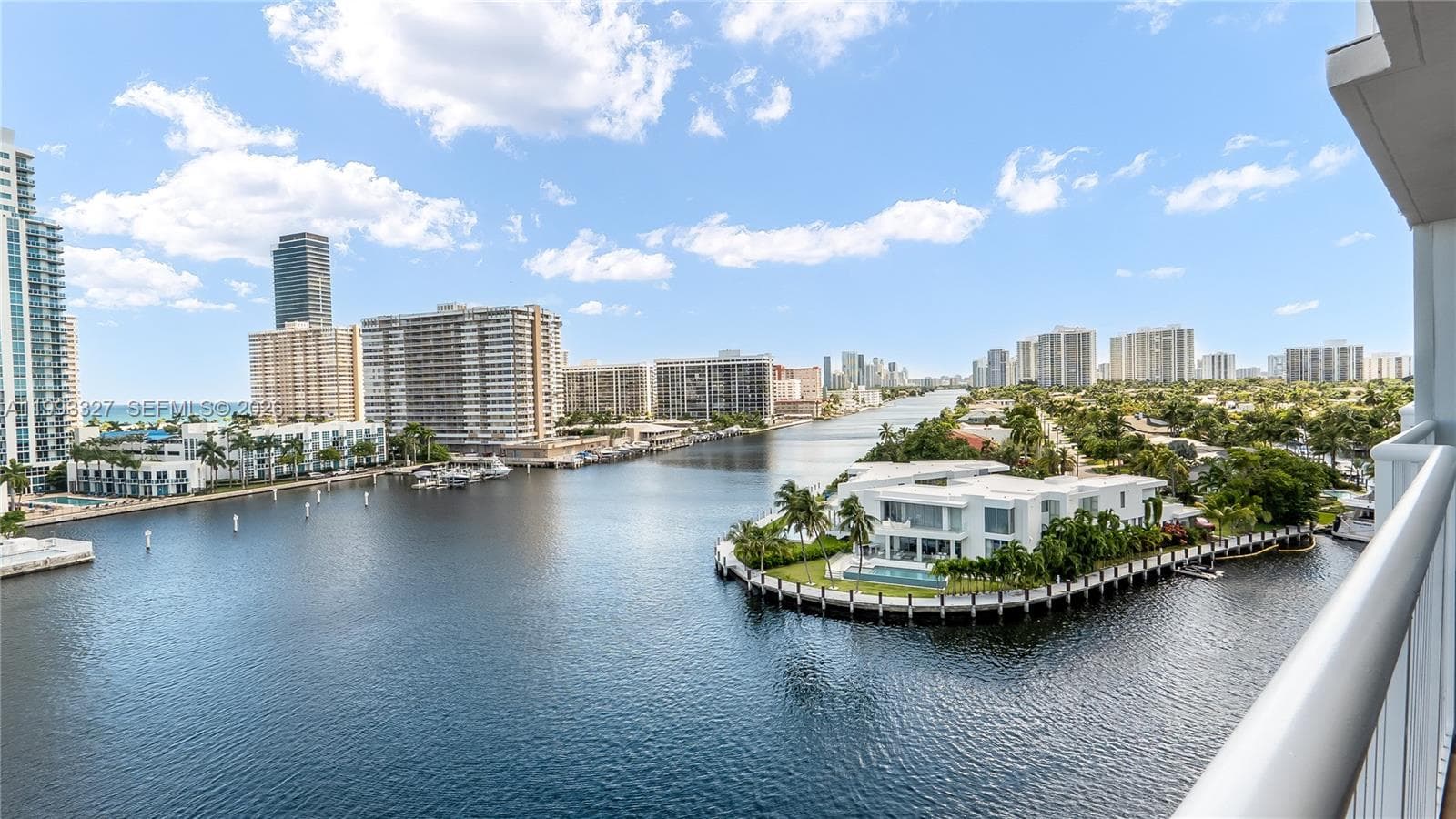 DORSEY ARMS CONDO · #803 in Hallandale Beach - Photo 4