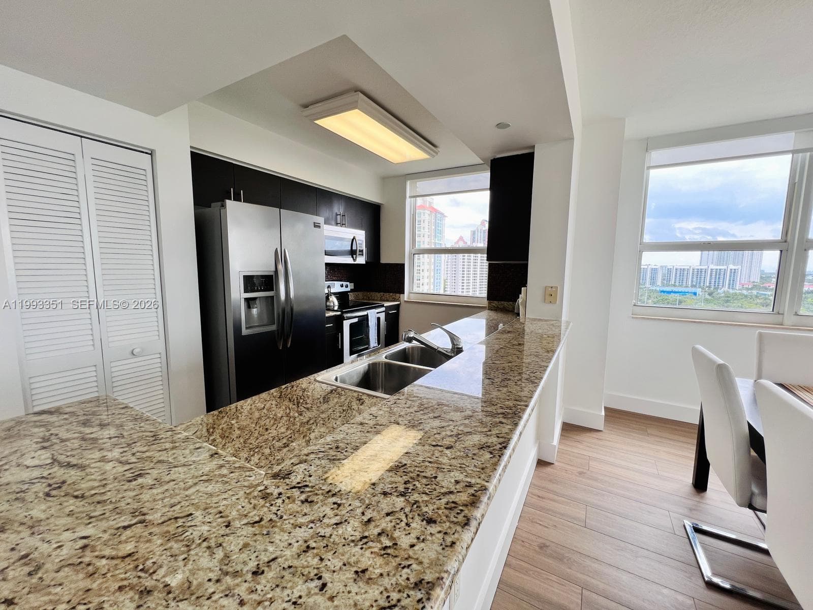 TURNBERRY ON THE GREEN CO · #1408 in Aventura - Photo 11