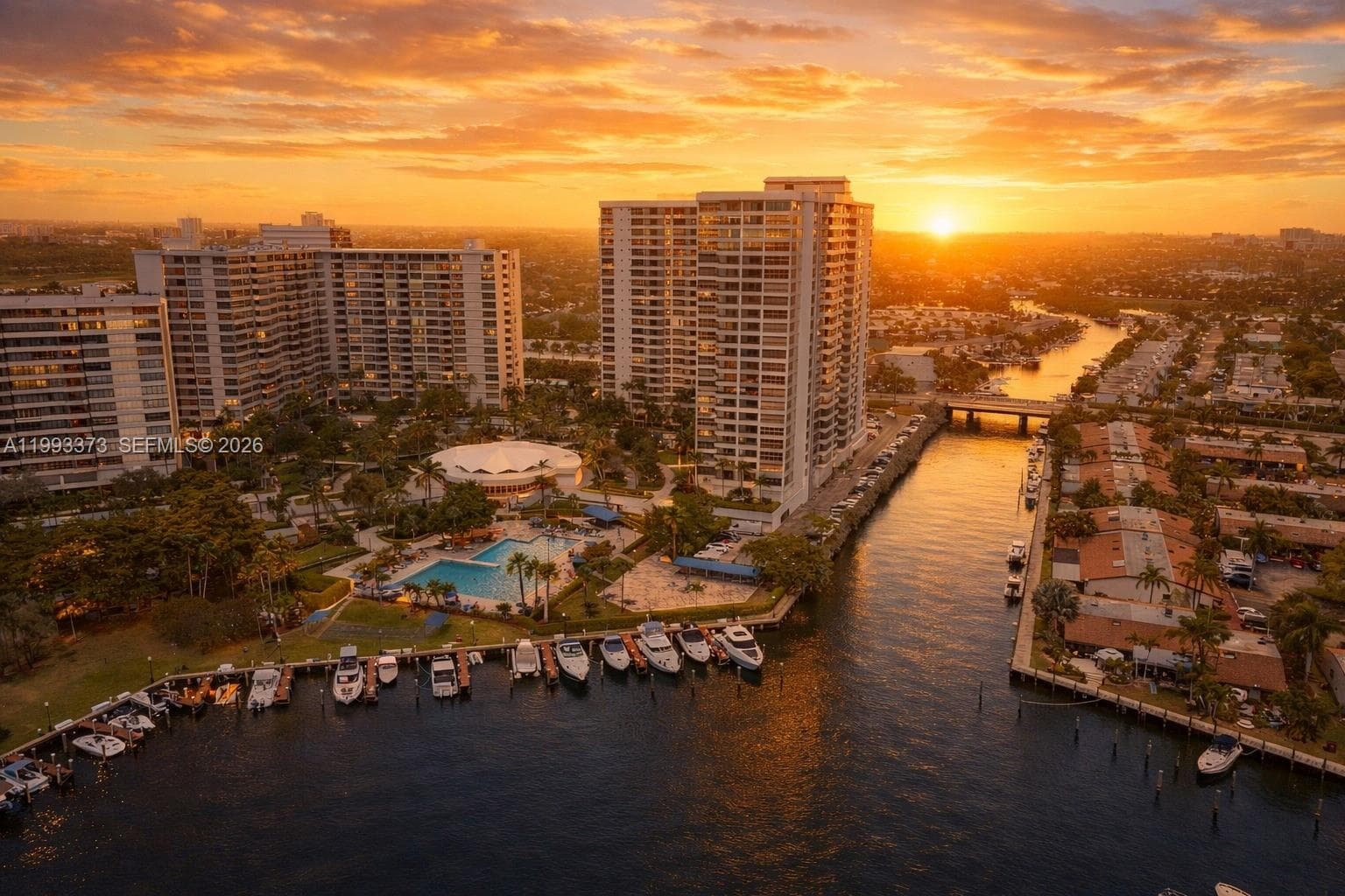 Olympus Condo · #2206 in Hallandale Beach - Photo 12