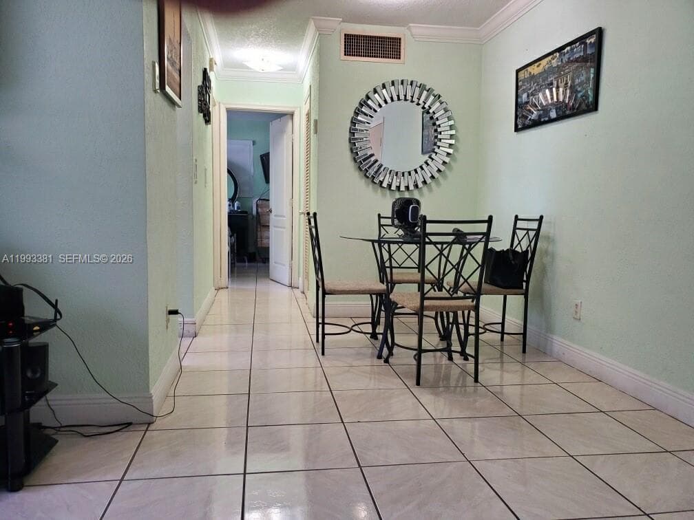 Tropical Manor · #221 in Miami - Photo 5