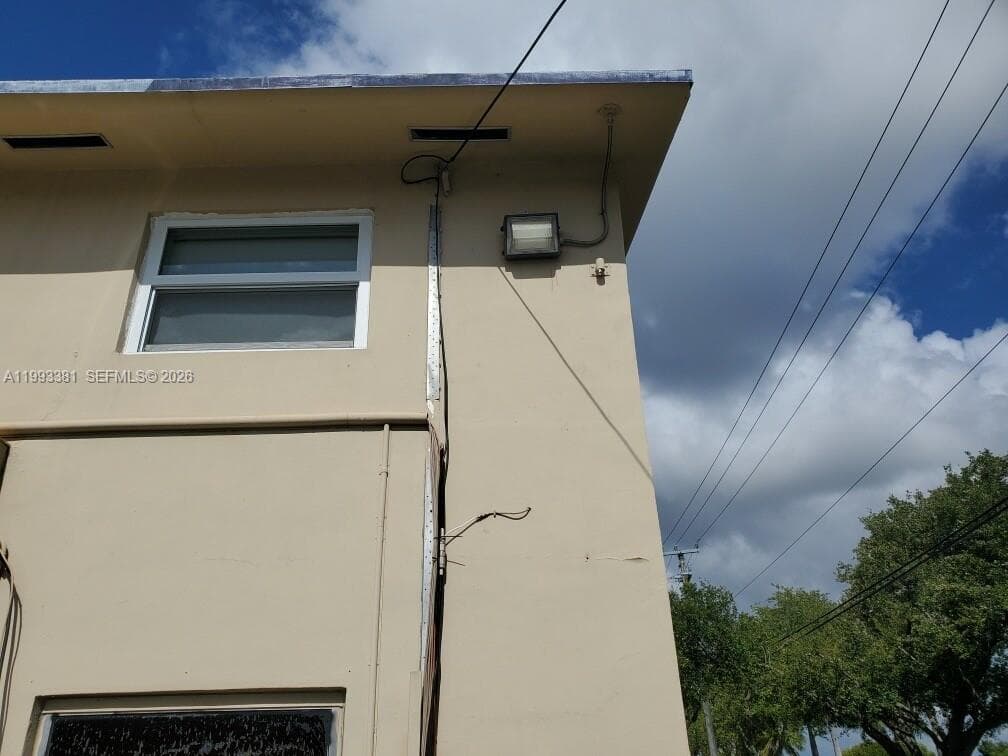 Tropical Manor · #221 in Miami - Photo 4