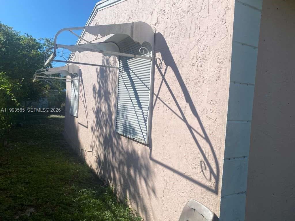 712 57th St photo 38