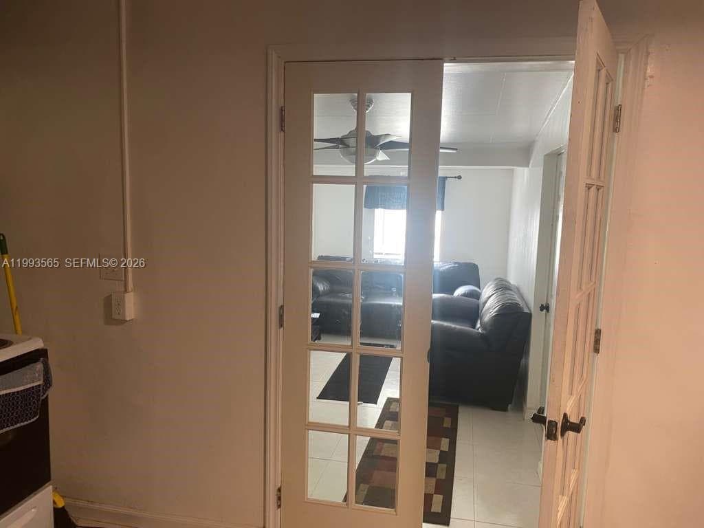 712 57th St photo 19