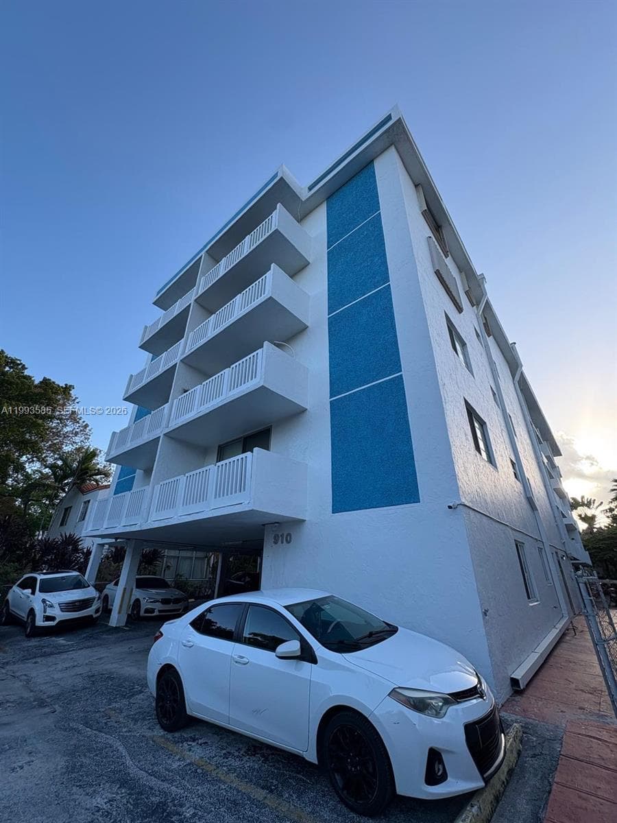 MICHIGAN WEST CONDO · #505 in Miami Beach - Photo 16