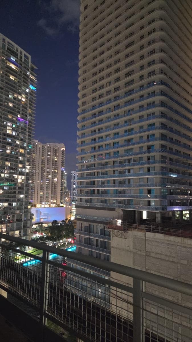 690 Sw 1 Ct · #1722 in Miami - Photo 23