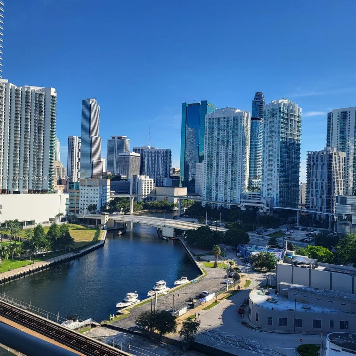 690 Sw 1 Ct · #1722 in Miami - Photo 27
