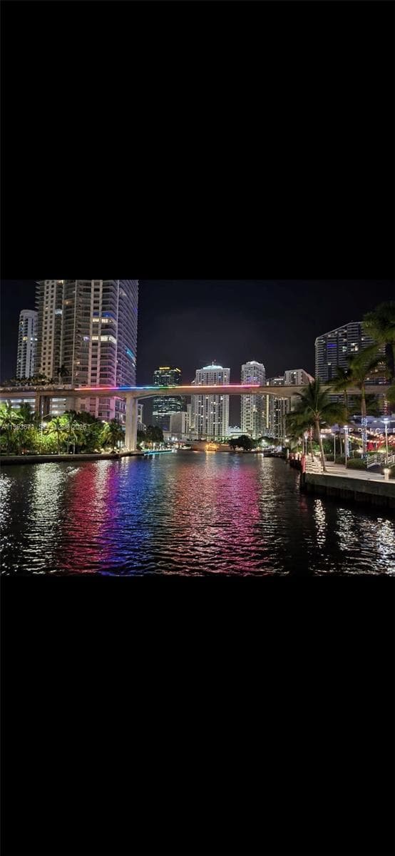 690 Sw 1 Ct · #1722 in Miami - Photo 28
