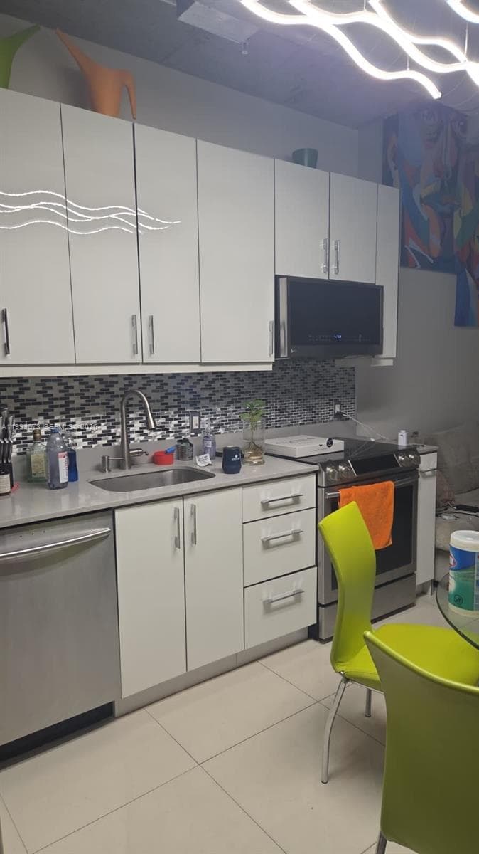 690 Sw 1 Ct · #1722 in Miami - Photo 9
