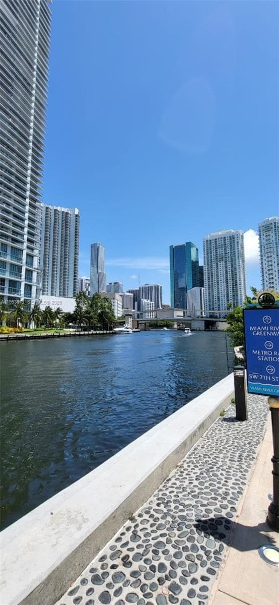 690 Sw 1 Ct · #1722 in Miami - Photo 34