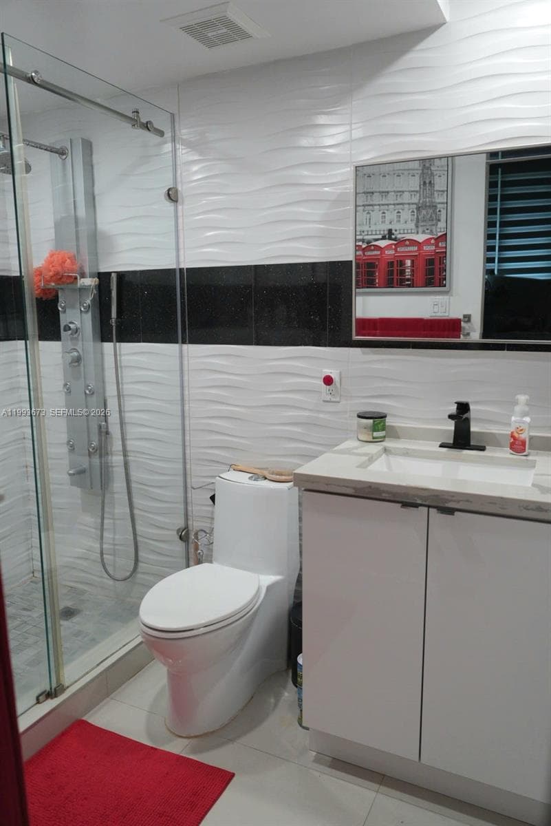 690 Sw 1 Ct · #1722 in Miami - Photo 18