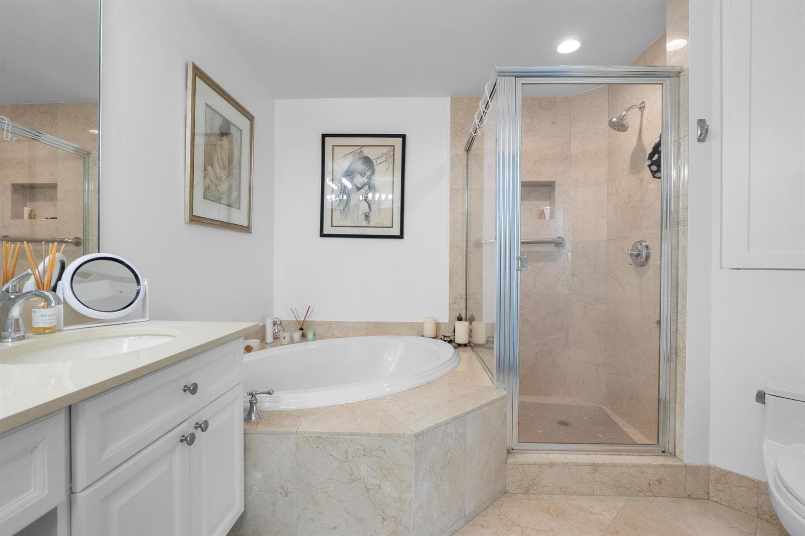 111 SE 8 ave unit 705 Fort Lauderdale 3