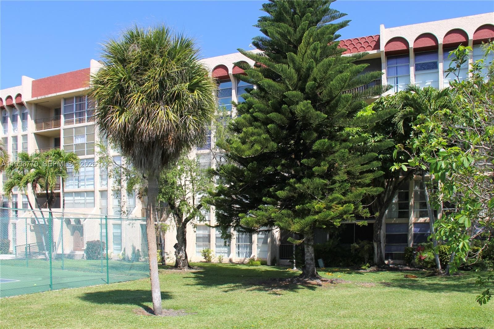 DESOTO PARK NORTH CONDO · #312 in Hallandale Beach - Photo 14