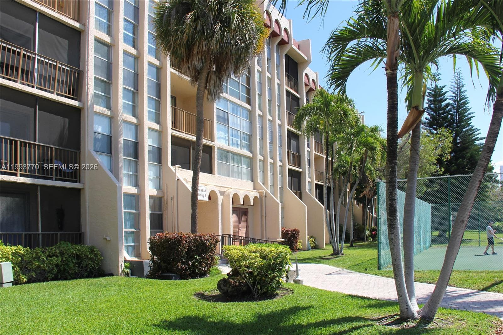 DESOTO PARK NORTH CONDO · #312 in Hallandale Beach - Photo 15