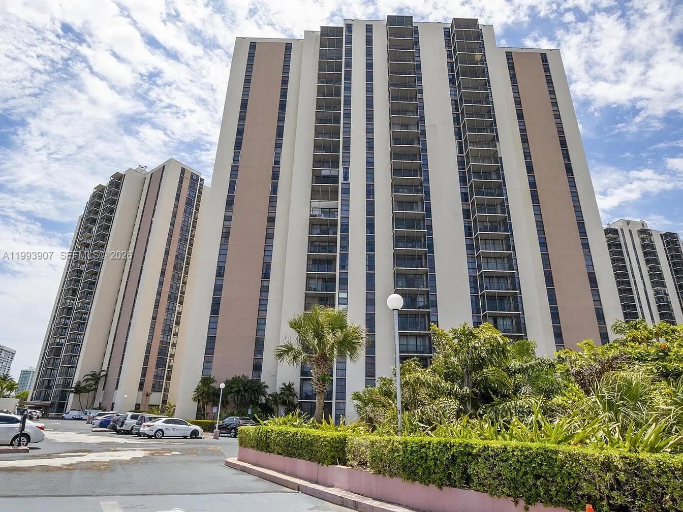 CORONADO CONDO- TOWER II · #2622 in Aventura - Photo 34