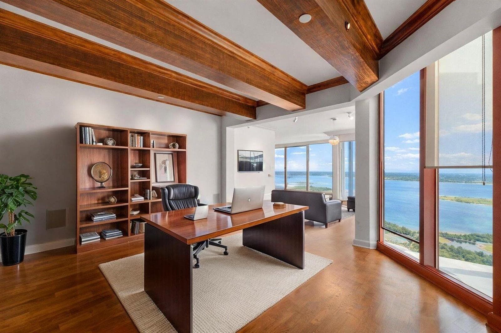 Library / Lounging Area