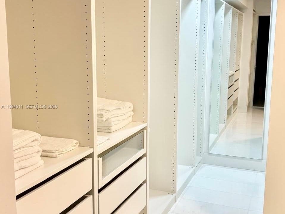 WATERVIEW CONDO · #531 in Aventura - Photo 14