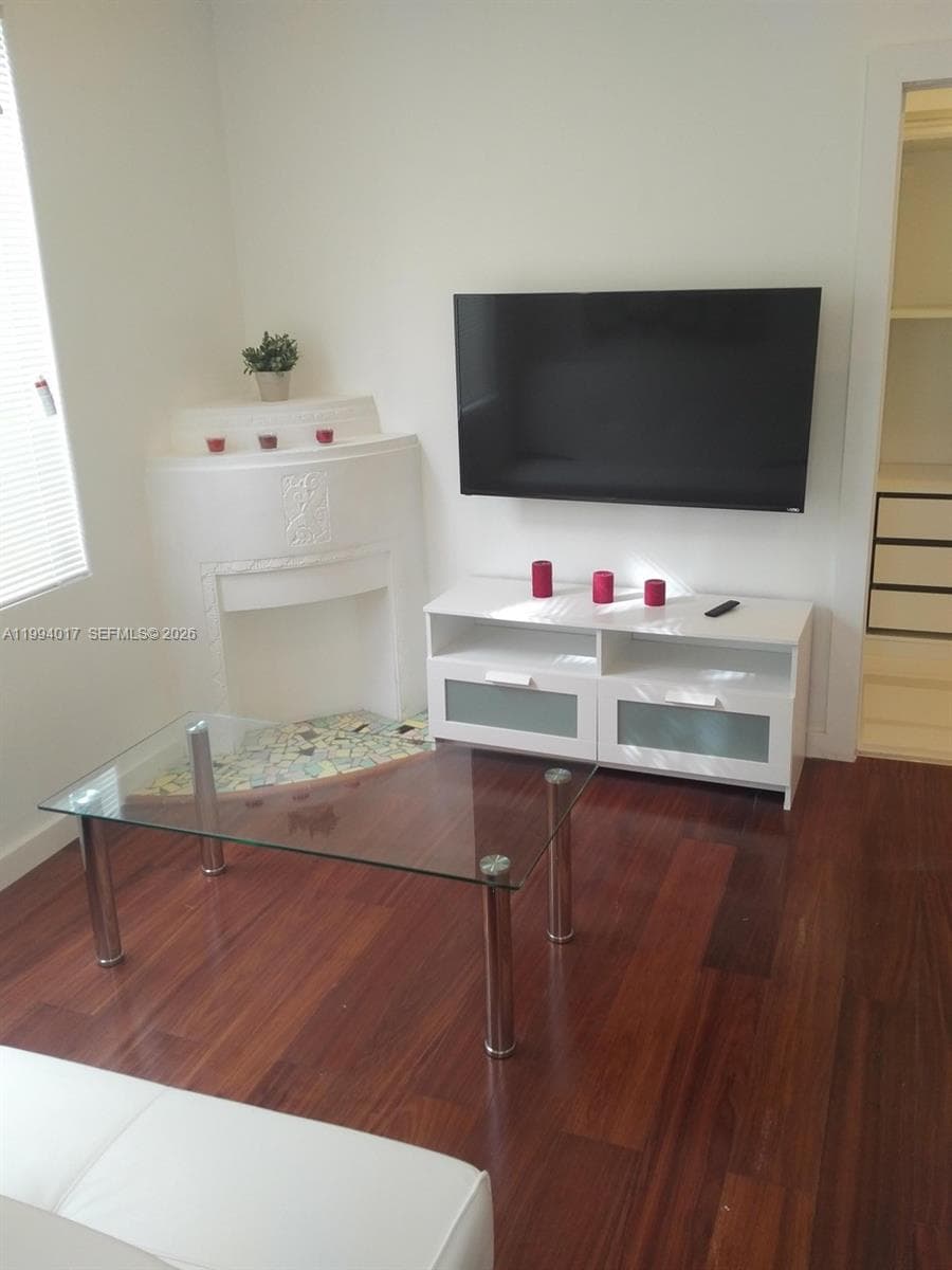 JEFFERSON PLACE CONDO · #7 in Miami Beach - Photo 5